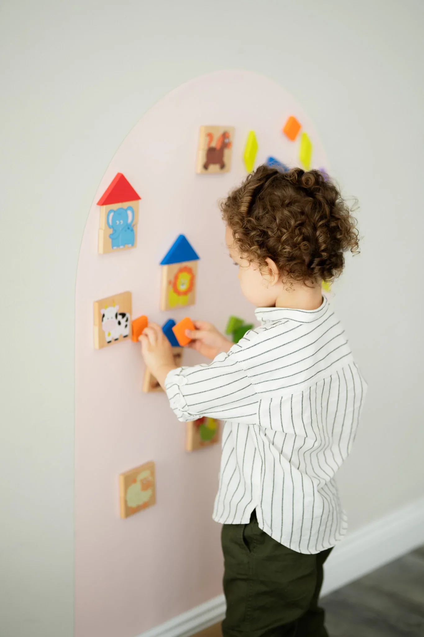 Magnetic Wall Board - Image 7