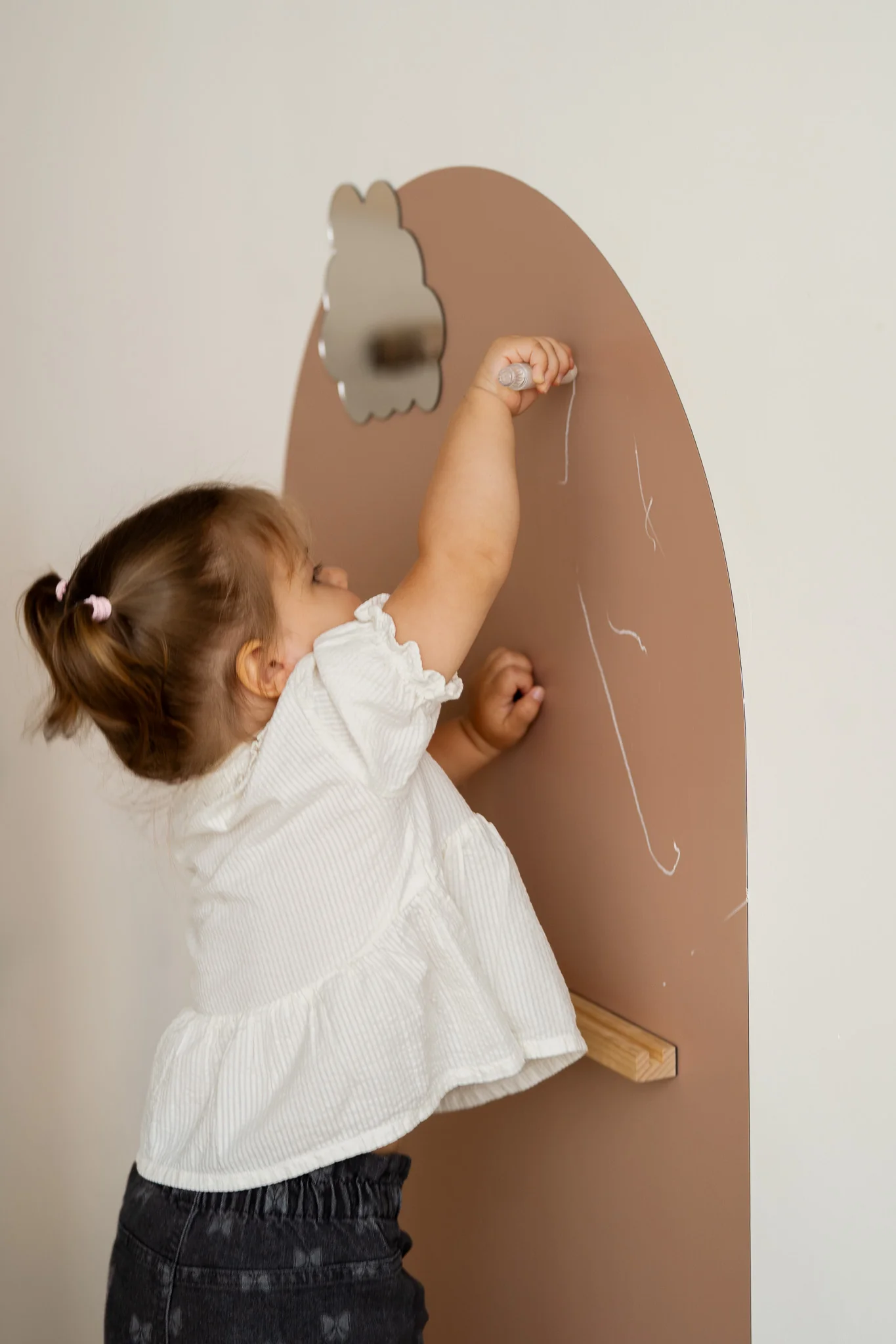 Magnetic Wall Board - Image 6